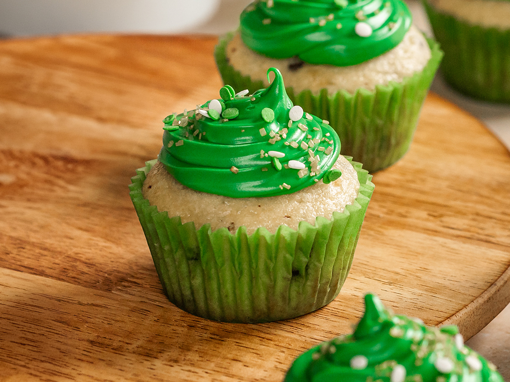 Chocolate Chip Shamrock Cupcakes
